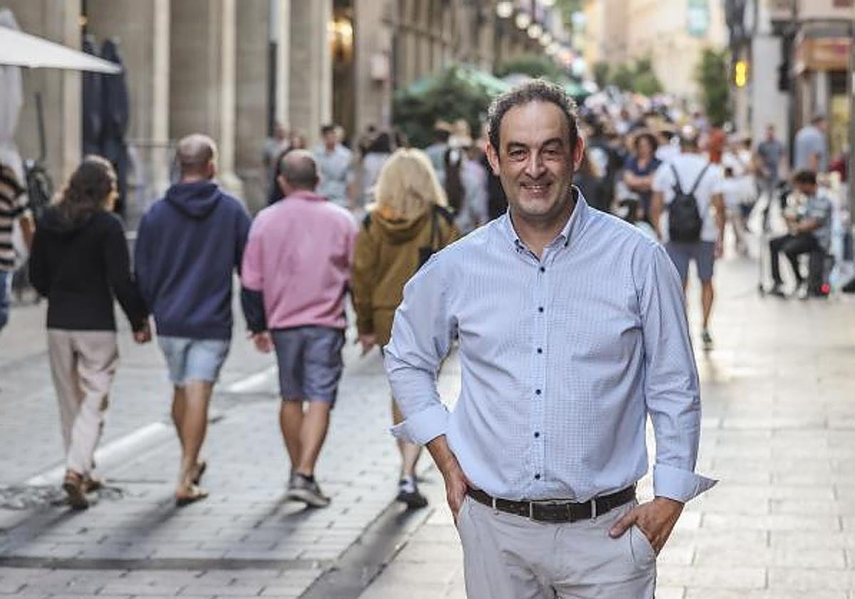 Fernando Saénz, heladero.