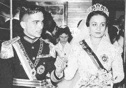 La fascinante vida de Dina, primera mujer de Hussein de Jordania: boda real, un marido encarcelado y apartada de su hija