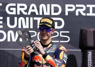 José Antonio Rueda también gana saliendo último