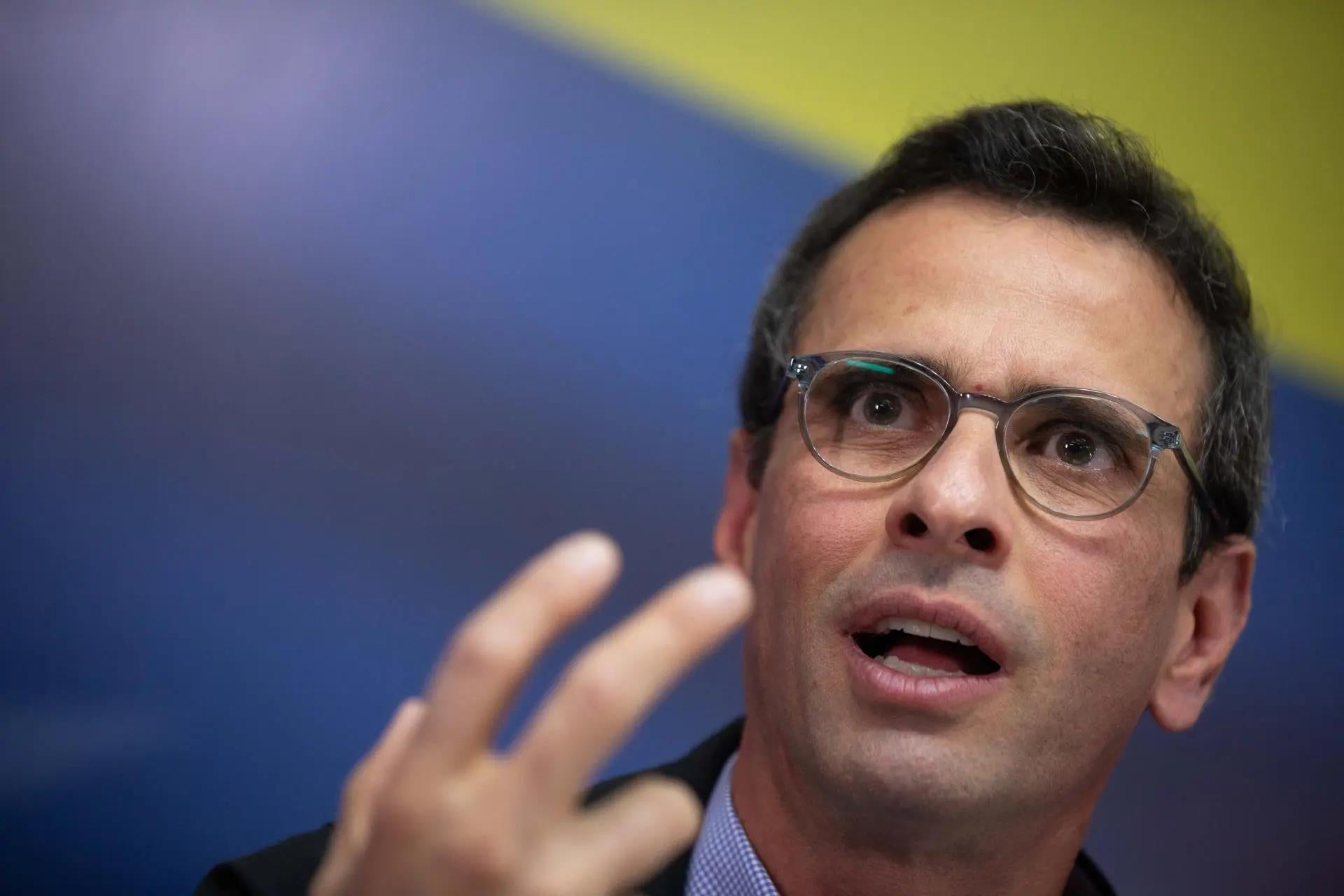 Henrique Capriles logró su escaño en la oposición.