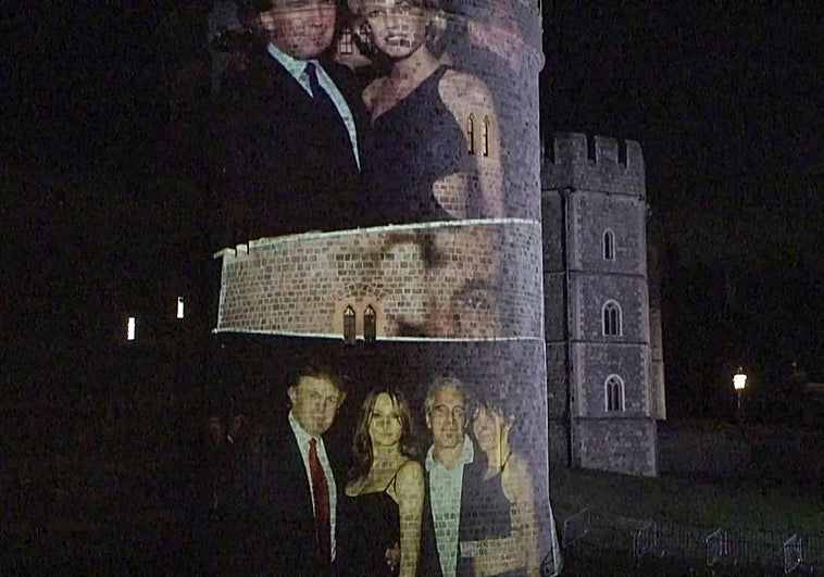 Las imágenes proyectadas sobre una torre del castillo de Windsor en las que puede observarse a Trump y Epstein.