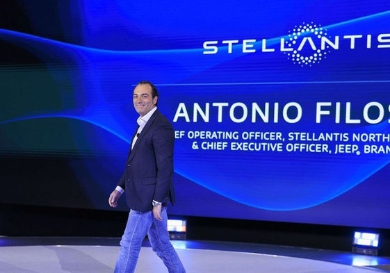 Antonio Filosa se pone al frente del gigante de la automoción