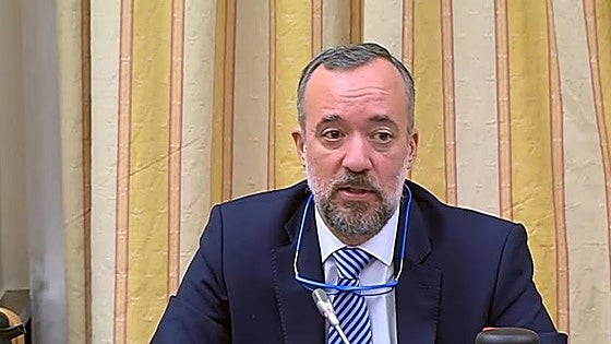La jueza que investiga al número dos de Interior con Rajoy indaga el robo de datos de entes públicos