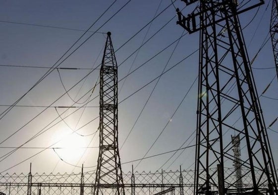 Bruselas observa «una brecha» en el desarrollo de interconexiones energéticas de España