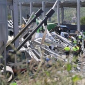 Tres muertos y tres heridos graves al derrumbarse una nave en construcción en Asturias