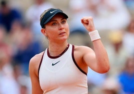 Paula Badosa celebra su victoria ante Elena Gabriela Ruse.
