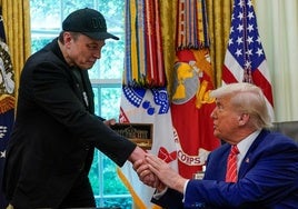 Donald Trump y Elon Musk, en una discusión en la Casa Blanca.