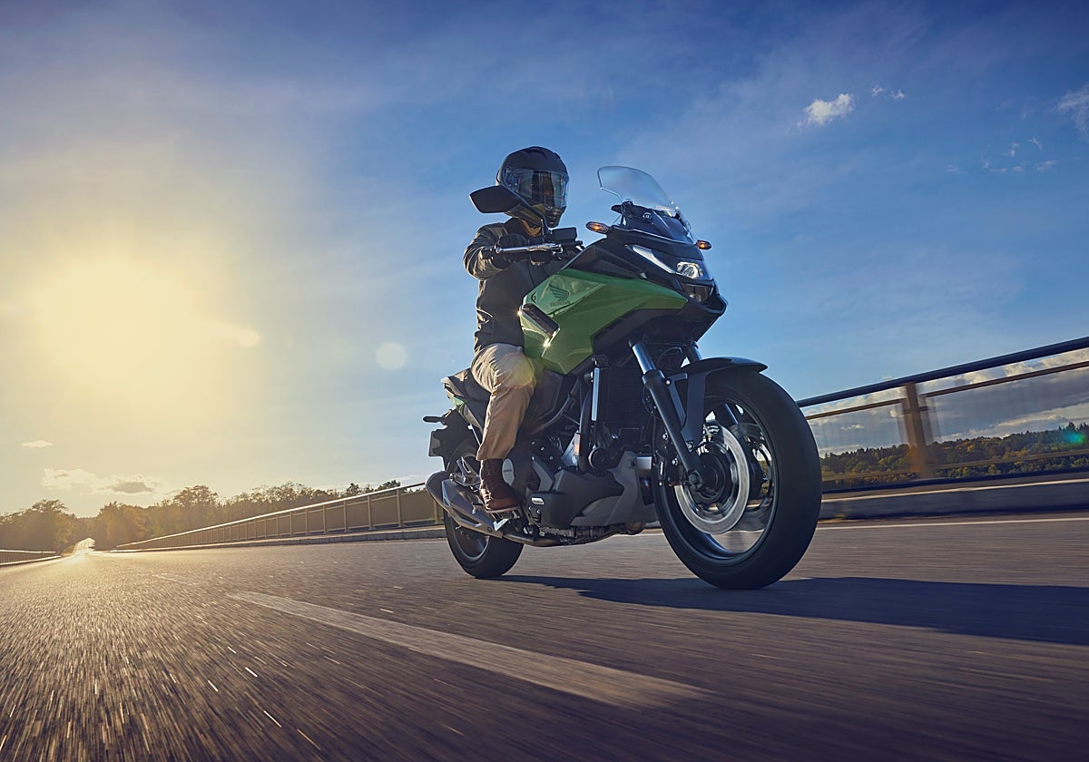 10 consejos para conducir moto en verano