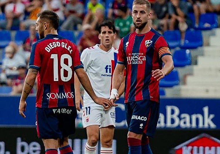 El Eldense cae en campo del Huesca en su despedida de Segunda