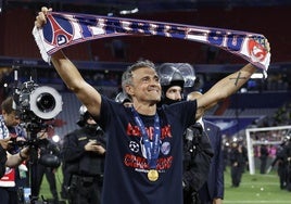 Luis Enrique, exultante el sábado tras conquistar la Champions con el PSG.