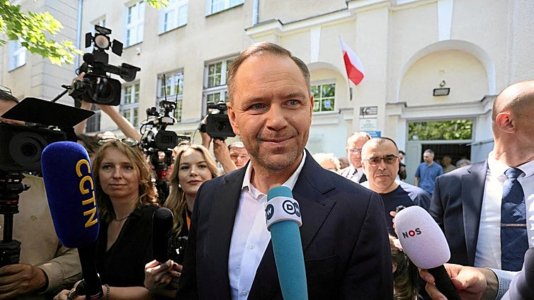 El ultraconservador Karol Nawrocki, próximo a Trump y anti UE, gana las elecciones de Polonia