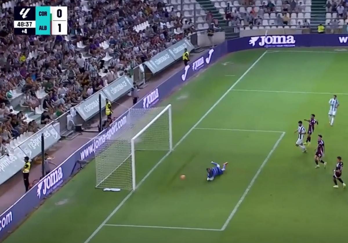 Las mejores paradas de la jornada 42 en Segunda | Ideal