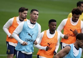 Cristiano Ronaldo sigue acaparando miradas con Portugal.
