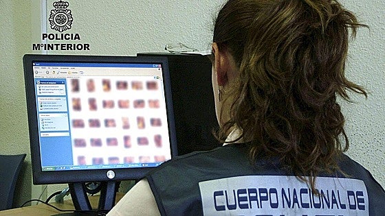 Detenido un docente en Sevilla por posesión de vídeos pedófilos