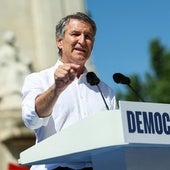 Feijóo llama a «rebelarse contra la degradación» y desafía a Sánchez a encontrar «coraje» para convocar elecciones