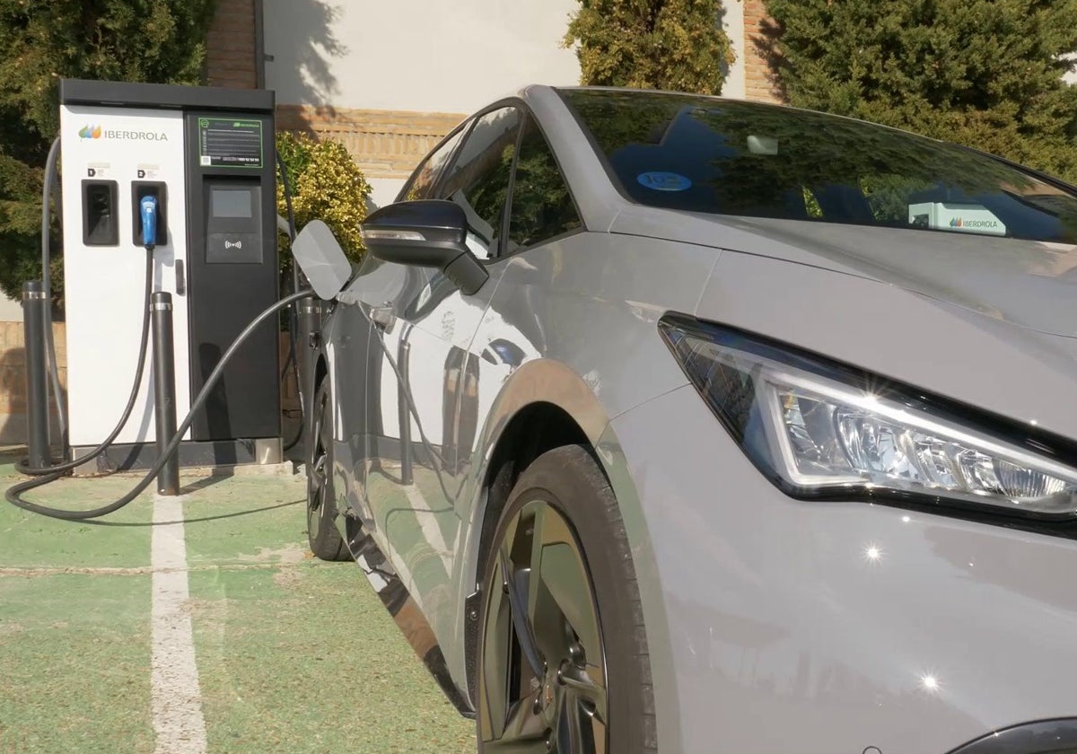 An Iberdrola charger on the street.