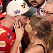 Taylor Swift y Travis Kelce.