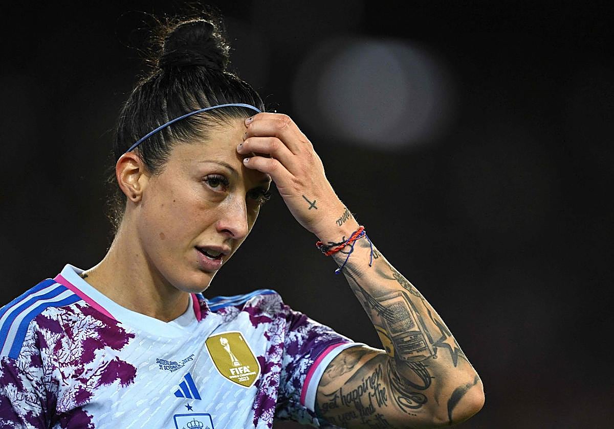 Jenni Hermoso, durante un partido de la selección española.