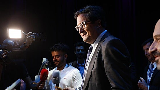 Los sindicatos amenazan al Gobierno con movilizaciones si no abona la subida pendiente a los funcionarios