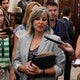 La portavoz de Sumar, Verónica M. Barbero, a la entrada del pleno de este jueves en el Congreso.