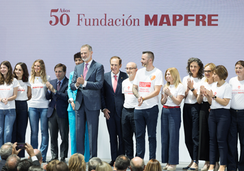 El Rey, &#039;Voluntario de Honor&#039; en el 50 aniversario de Fundación MAPFRE