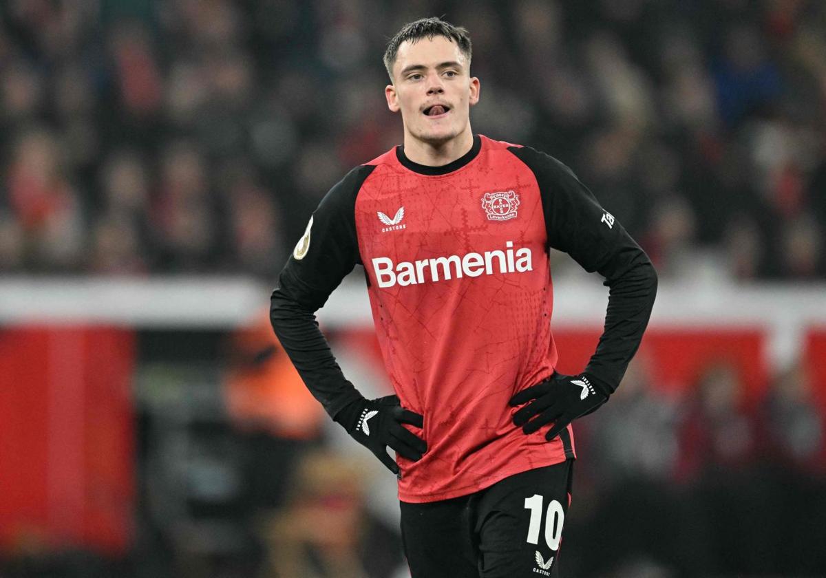 Florian Wirtz during a Bayer Leverkusen match.