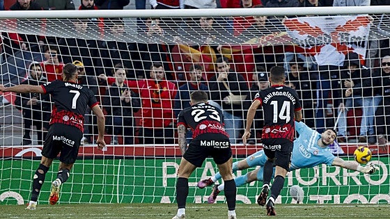 El Barça ficha a Joan García tras pagar su cláusula de 25 millones
