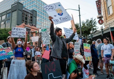 Las protestas contra Trump deslucen el desfile militar en el día de su cumpleaños: «El odio no hace grande a EEUU»