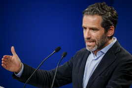 El portavoz nacional del PP, Borja Sémper, durante la rueda de prensa tras el Comité de Dirección