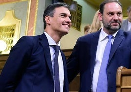 Pedro Sánchez y José Luis Ábalos en el Congreso en una foto de archivo