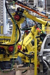 La guerra arancelaria frena producción mundial de vehículos con una caída del 3,7% en 2025