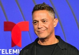 Alejandro Sanz contesta a Ivet Playa: «Yo tenía un recuerdo muy bonito de nosotros dos, personas adultas compartiendo su cariño»