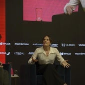 La cantante Sophie Auster, durante su intervención en el Santander WomenNOW.