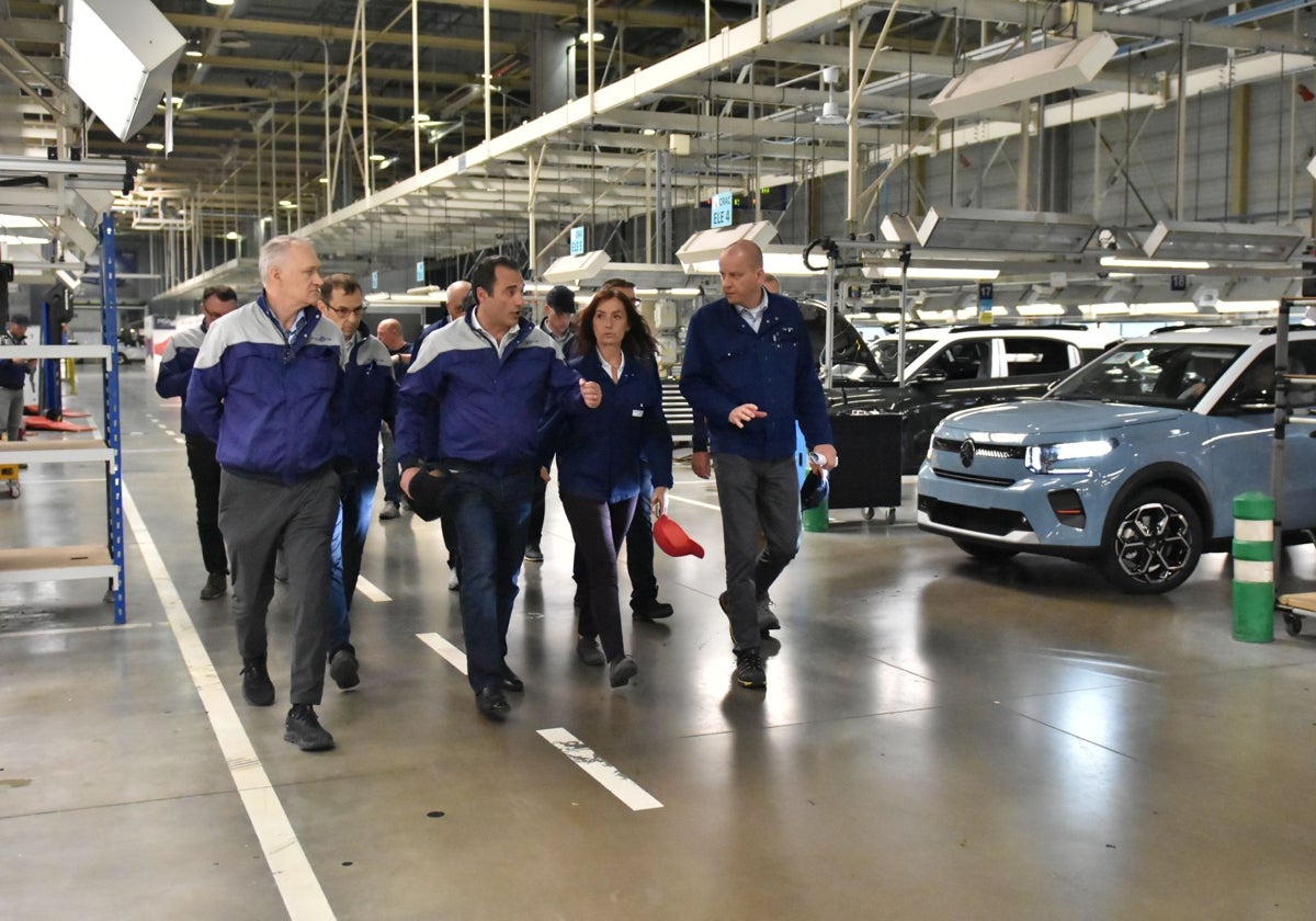 Stellantis CEO continues his tour of the group's plants