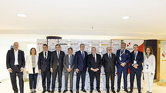 Sernauto llama a la colaboración público-privada para impulsar la automoción española