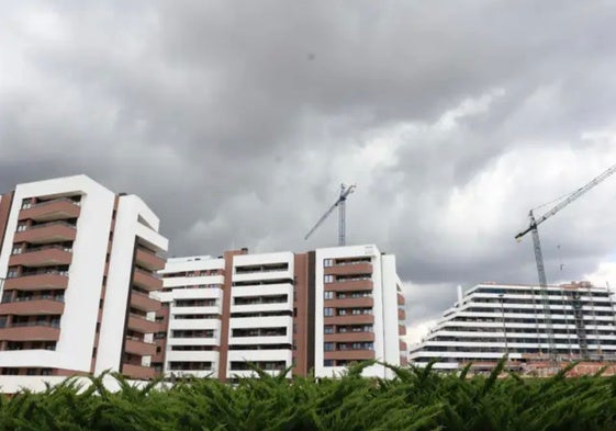Las hipotecas sobre viviendas suben un 14% en abril y suman 10 meses de alzas