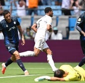Jude Bellingham anotó el gol que abrió el camino del triunfo del Real Madrid ante el Pachuca.