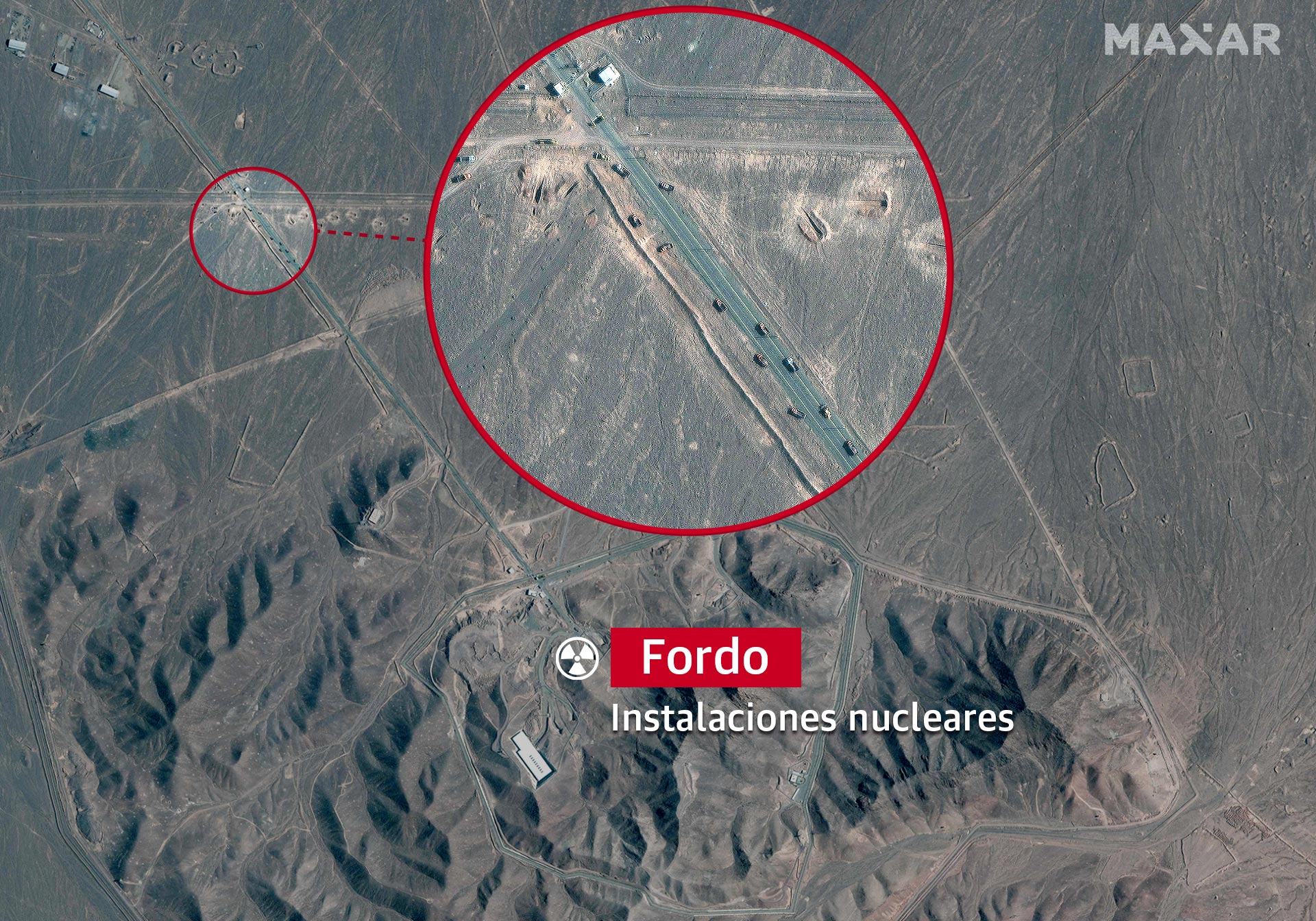 Movimiento de vehículos y camiones de transporte a 1km del acceso al recinto nuclear de Fordo