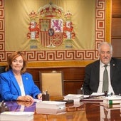 El presidente y la vicepresidenta del Tribunal Constitucional (TC), Cándido Conde Pumpido e Inmaculada Montalbán.