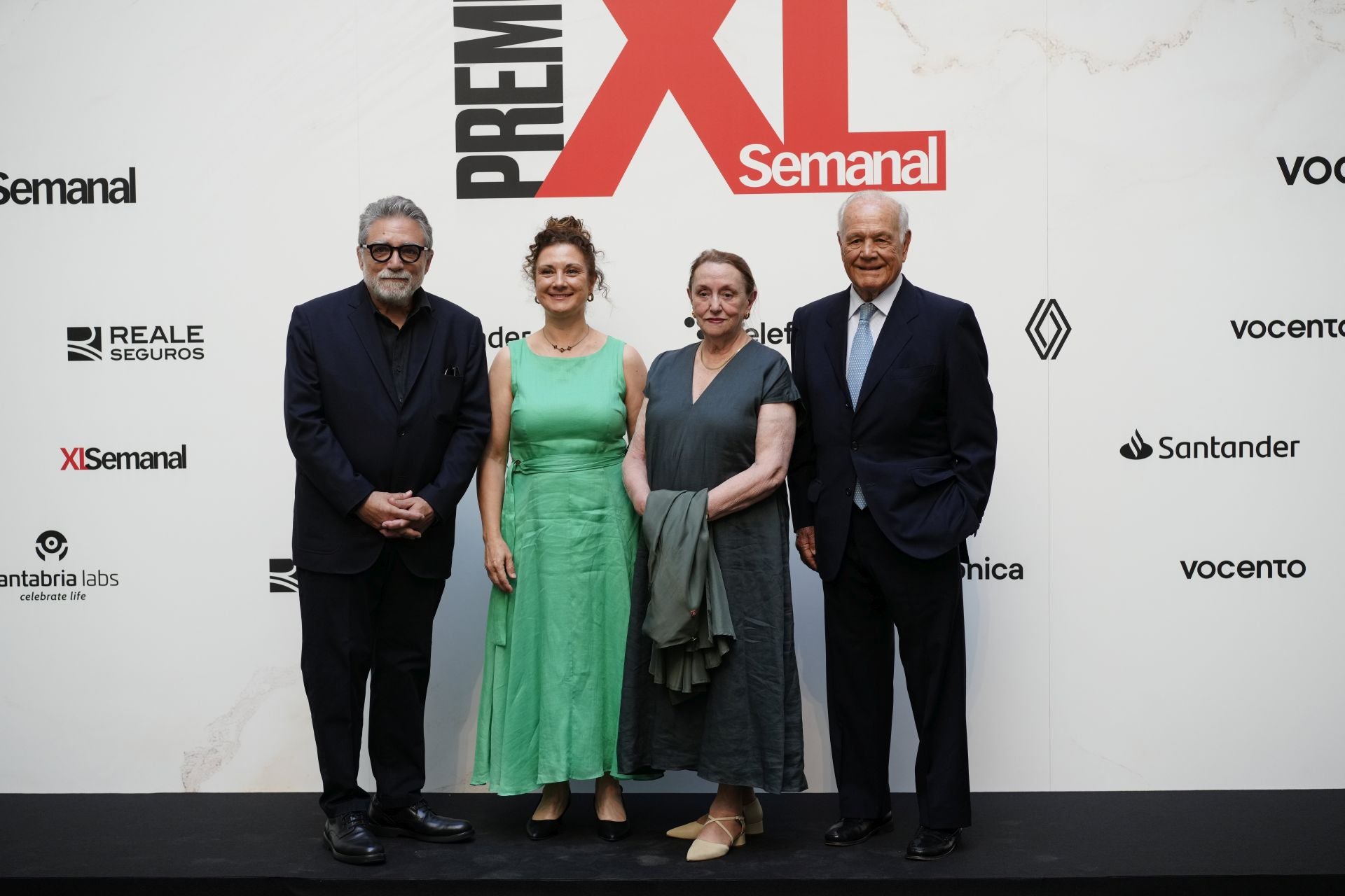 De izquierda a derecha, Jaume Plensa, Elena García, Amelia Varcárcel y Juan Entrecanales