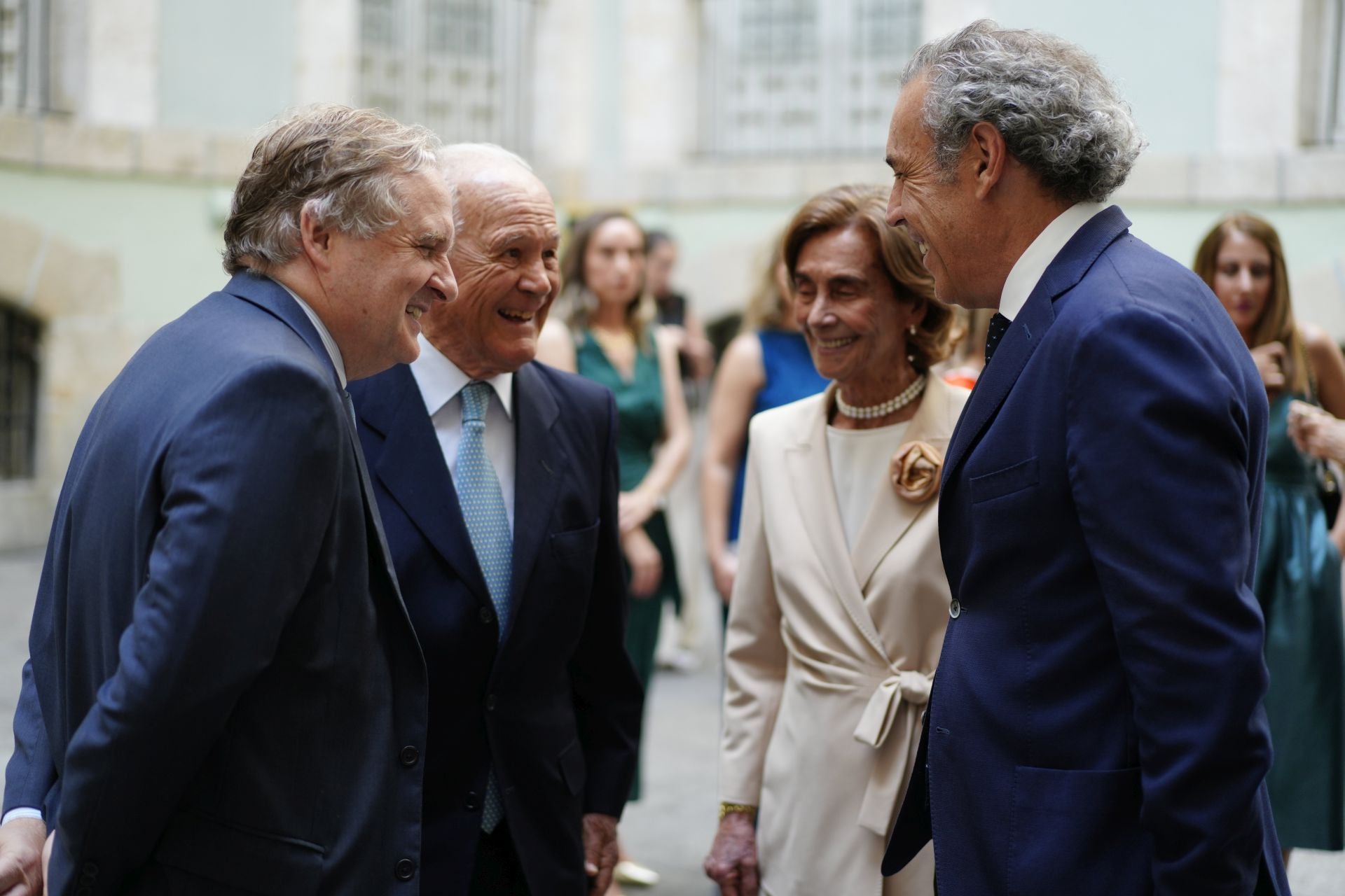 El CEO de Vocento, Manuel Mirat, el presidente de Vocento, Ignacio Ybarra, el empresario y filántropo, Juan Entrecanales
