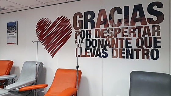 Llamamiento urgente para que los jóvenes den sangre: el donante tradicional se 'jubila' en diez años