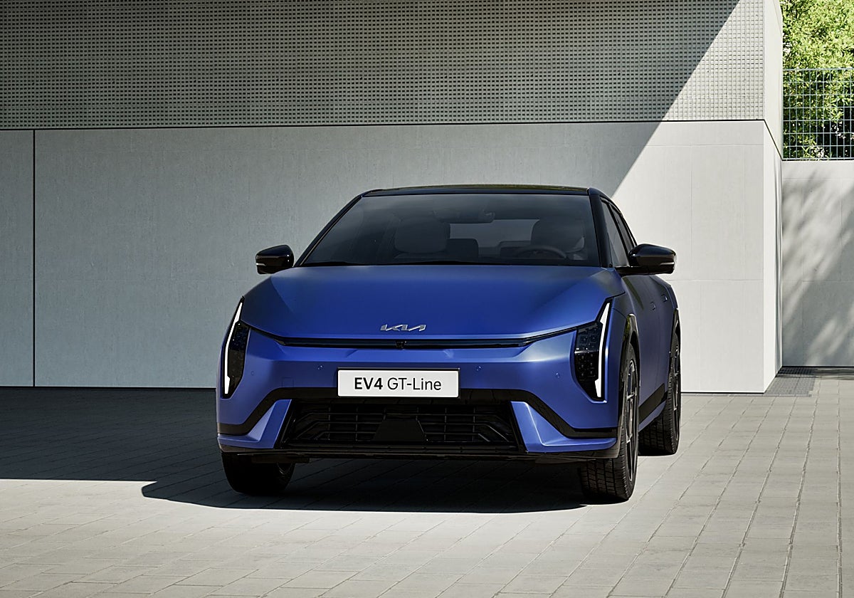 KIA EV4 tendrá variantes de 4 y 5 puertas