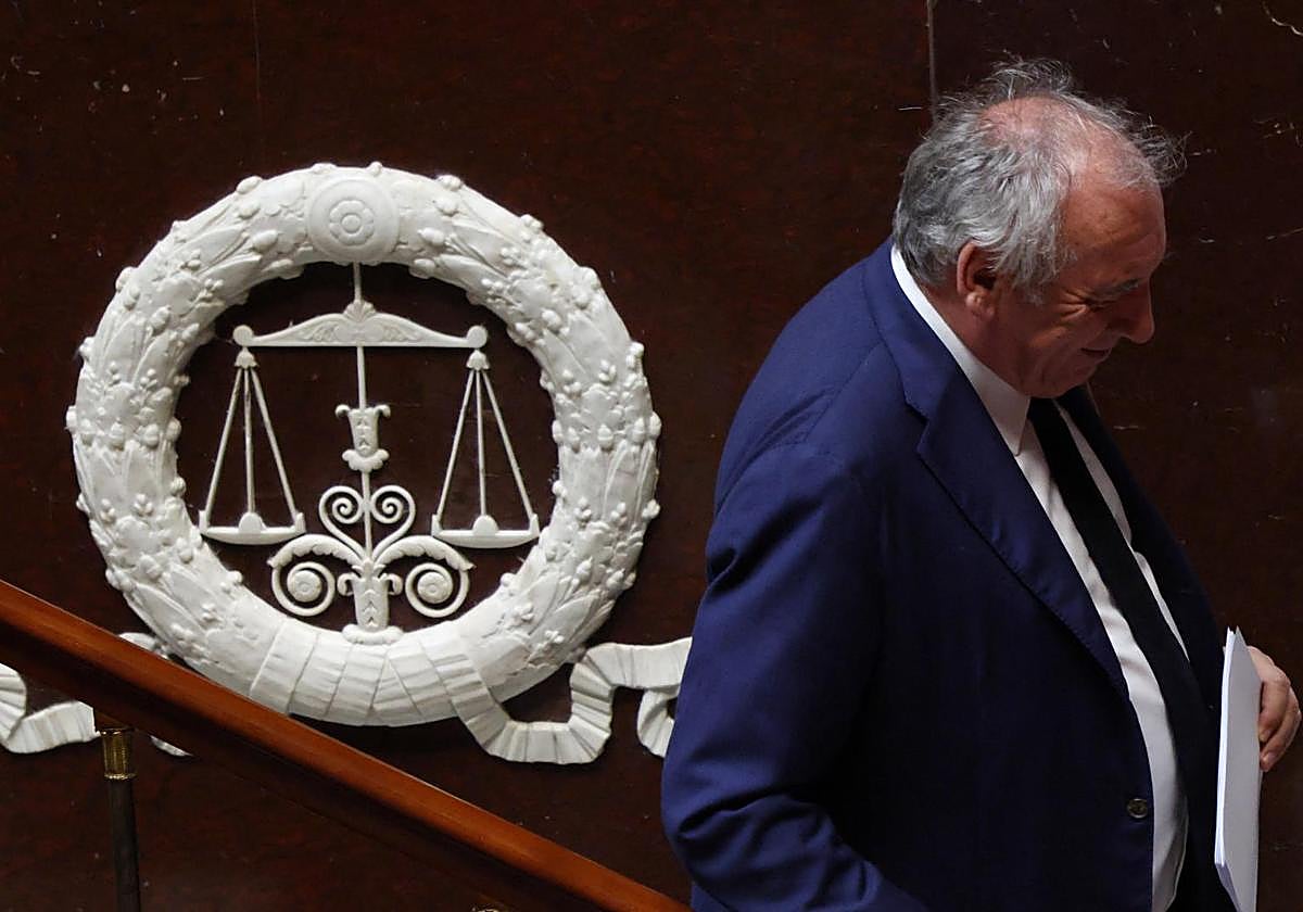 El primer ministro francés, Francois Bayrou, tras pronunciar este martes un discurso en la Asamblea Nacional.