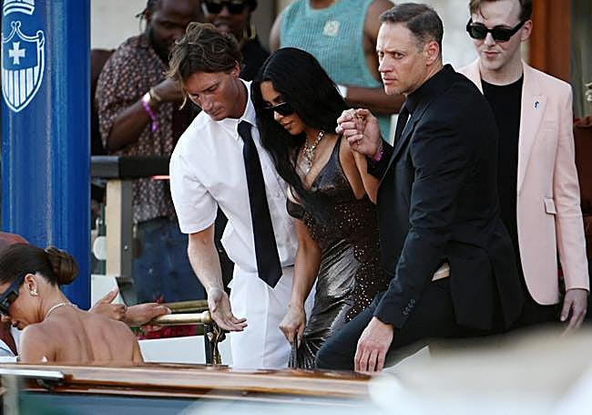 Kim Kardashian, rumbo a la boda de Jeff Bezos.