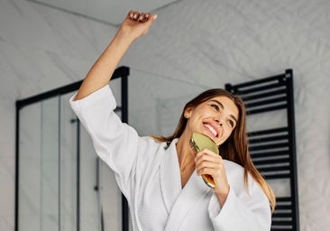 Poco dinero y mínimo espacio: ideas para mantener el orden en el baño y tenerlo todo a mano