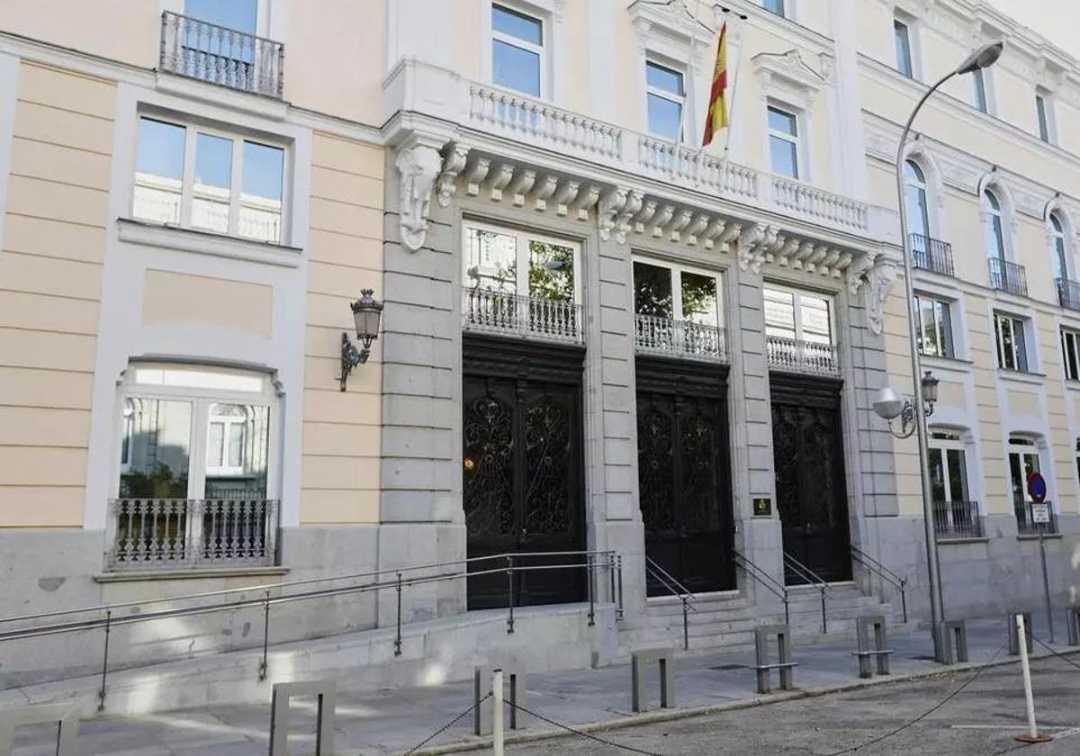 Jueces y fiscales comienzan su huelga de tres días contra...