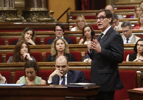 Salvador Illa, en el Parlament de Cataluña.
