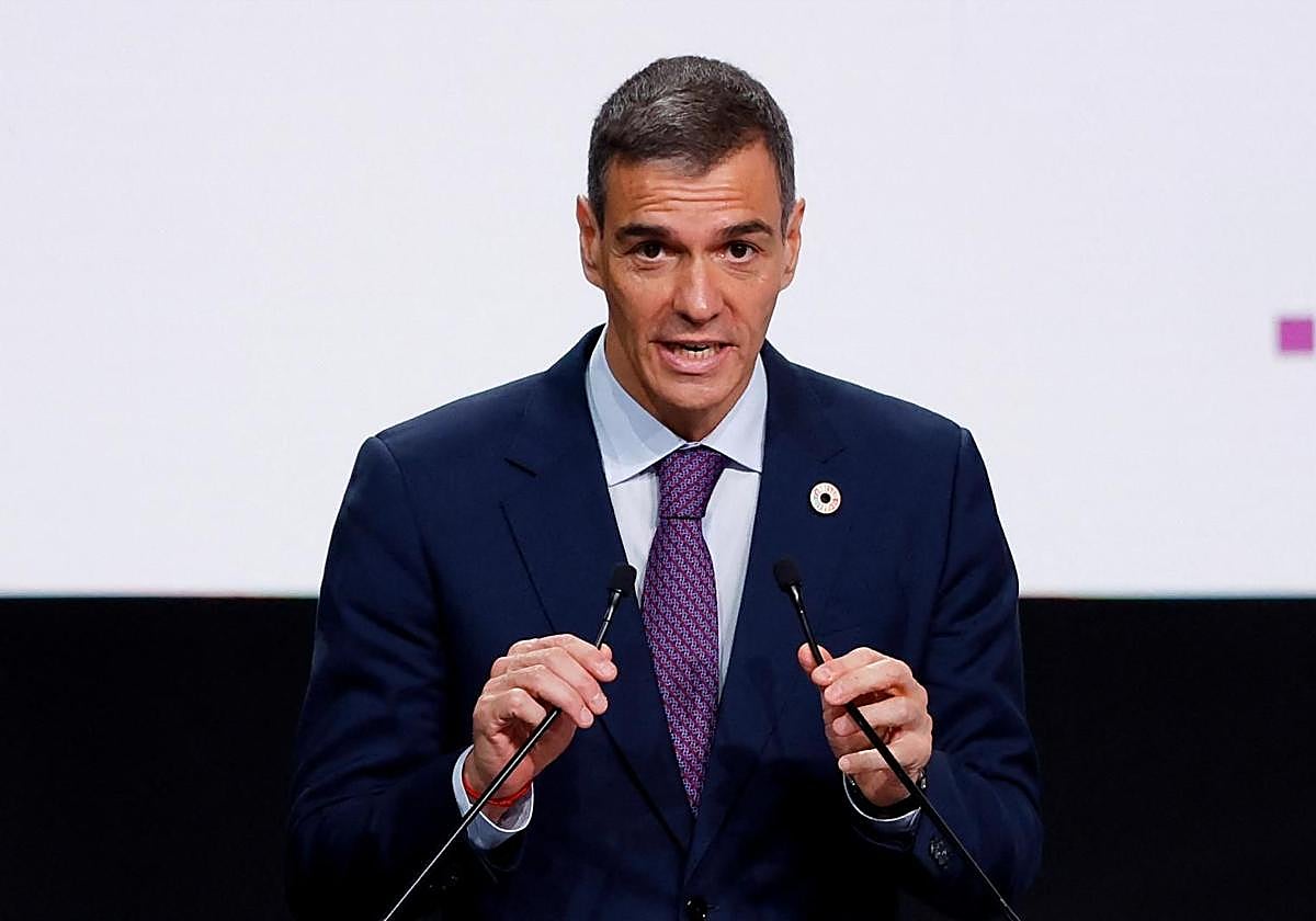 Pero Sánchez participa en una conferencia de prensa en la cumbre de la ONU en Sevilla.