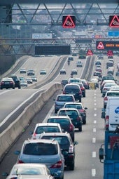 Arranca la primera Operación Salida del verano con la previsión de 4,7 millones de desplazamientos